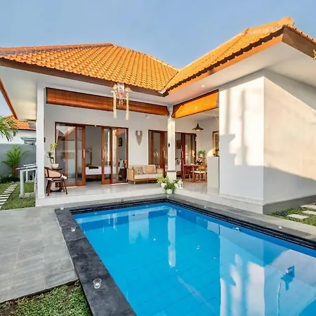 Arts Tamansari Villa Two-Bedroom Private Pool Kuta